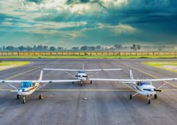 CESSNA 152