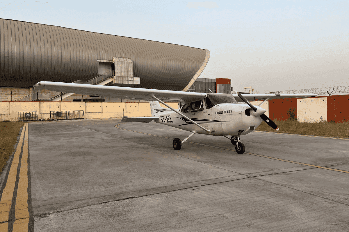 Gujarat Flying School Cover Image